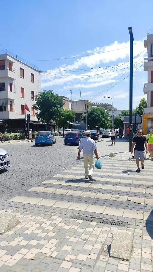 Lolu Apartment Plus Privat Parking Vlorë